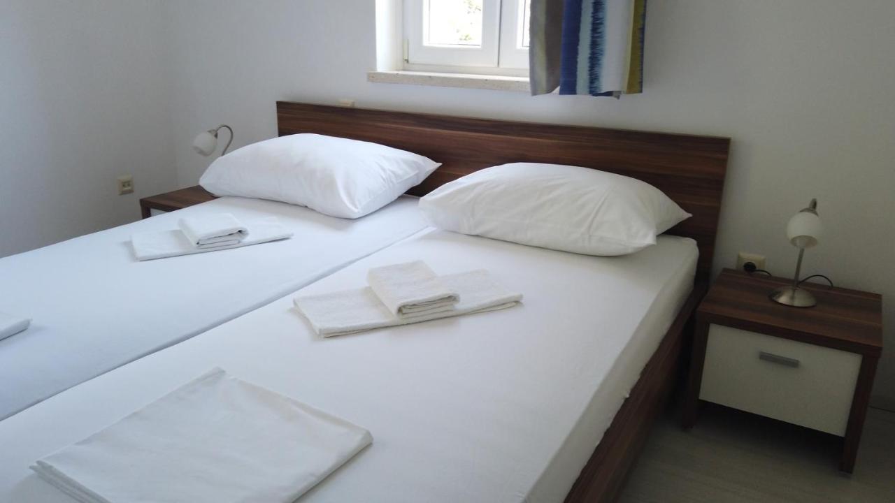 Guest House Kukuljica 2 Zaton  Extérieur photo